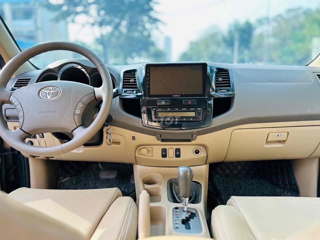 Toyota Fortuner 2010 2.7V 4x4 AT -. Mua bán Ô tô tại Quận 1 Tp Hồ Chí Minh được đăng bởi AUTO 380 hình 14