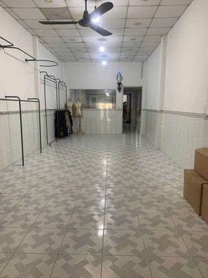 Аренда · 2 комн. · 120 м² · Quận Bình Tân, ул. Đường Lê Trọng Tấn