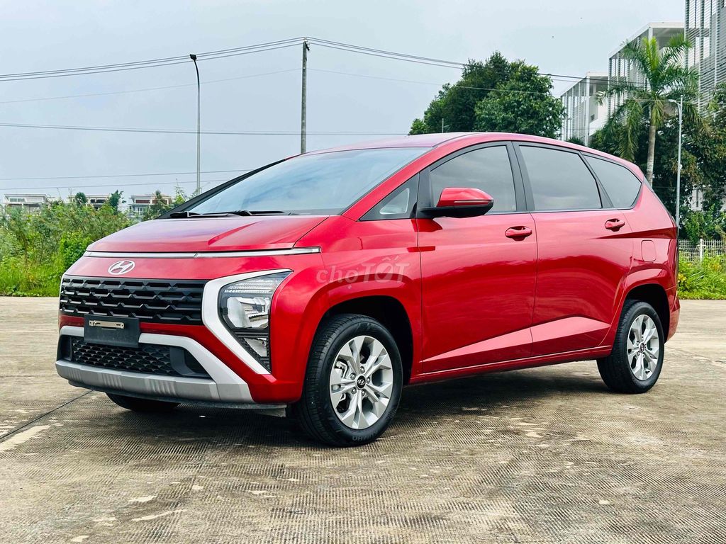 Hyundai Stargazer 2026 CVT Đỏ 5.000 KM Cho Góp