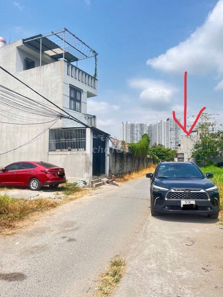 Bán nhà Hướng Nam mát mẻ, đường 5m, sân vườn, nội thất gỗ căm xe xịn
