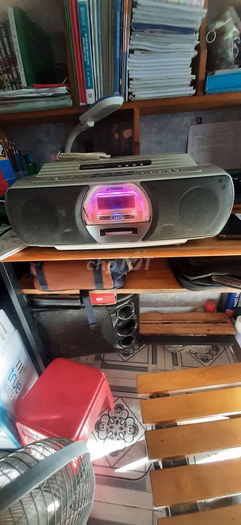 Đài cassette Victor Clavia Xám Âm thanh sống động. Mua bán Tivi, Âm thanh tại Quận Bình Tân Tp Hồ Chí Minh được đăng bởi Huỳnh An hình 1