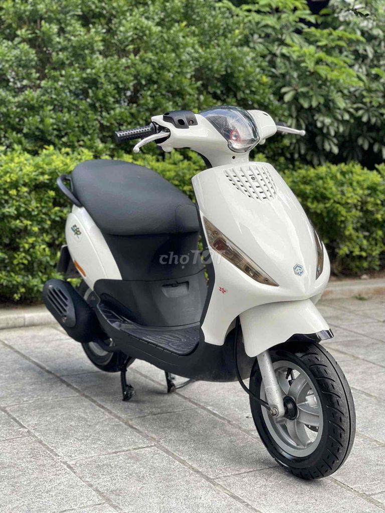Piaggio Zip100 việt nam màu trắng thời trang!. Mua bán Xe máy tại Quận Ba Đình Hà Nội được đăng bởi Ngô Văn Tuấn hình 3