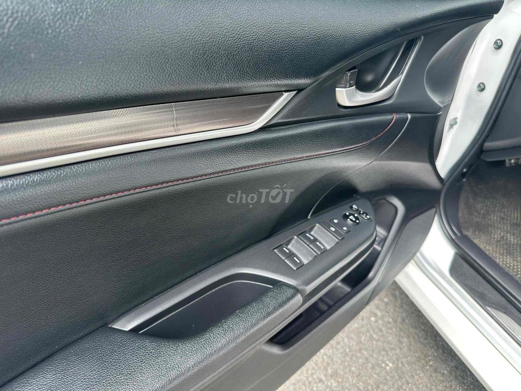 Honda Civic 2019 1.5 Turbo RS - 72000 km. Mua bán Ô tô tại Huyện Hóc Môn Tp Hồ Chí Minh được đăng bởi Lekhang210898 hình 11