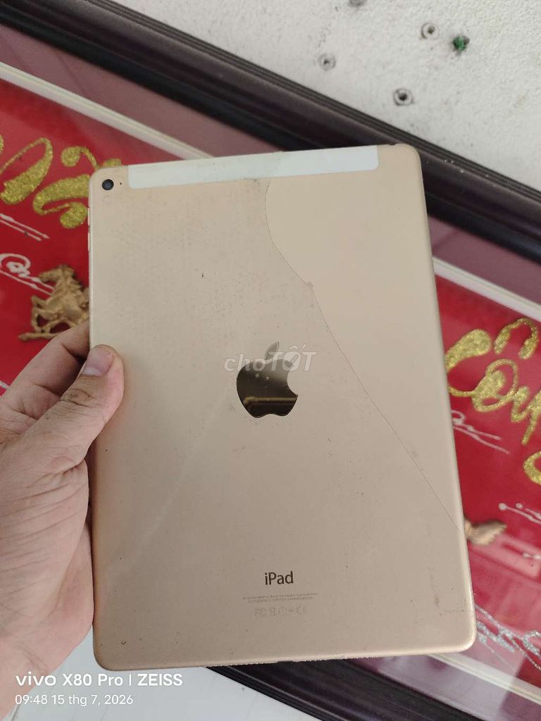 Apple iPad Air 2 Vàng 128GB. Mua bán Máy tính bảng tại Thành phố Biên Hòa Đồng Nai được đăng bởi Tùng phát  hình 1