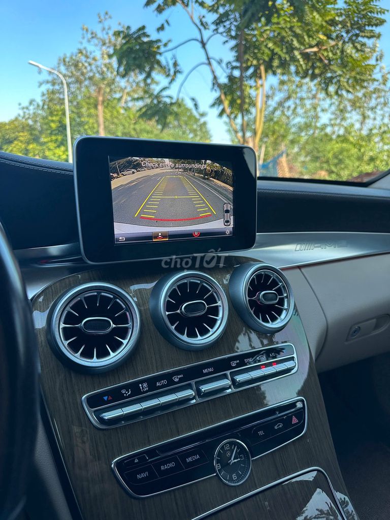 Mercedes-Benz C250 Exclusive 2016 màu trắng. Mua bán Ô tô tại Quận Thanh Xuân Hà Nội được đăng bởi Nguyễn Tuấn Hoàng hình 14