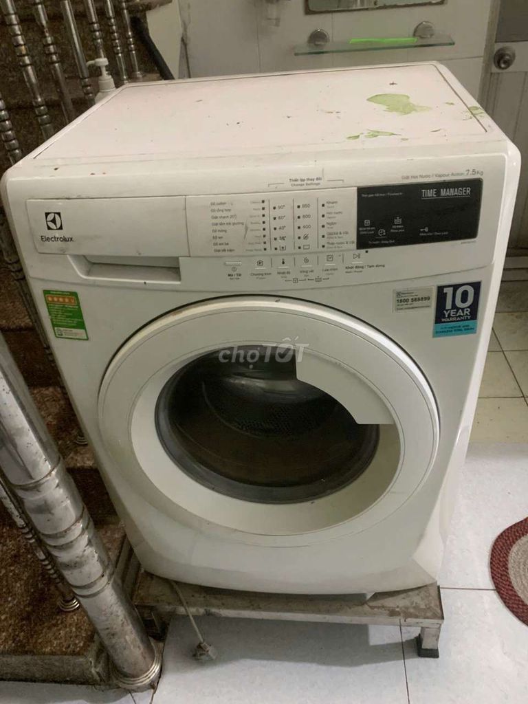 Máy giặt Electrolux cửa trước 7.5kg Trắng. Mua bán Máy giặt tại Quận 12 Tp Hồ Chí Minh được đăng bởi Trần tâm hình 1