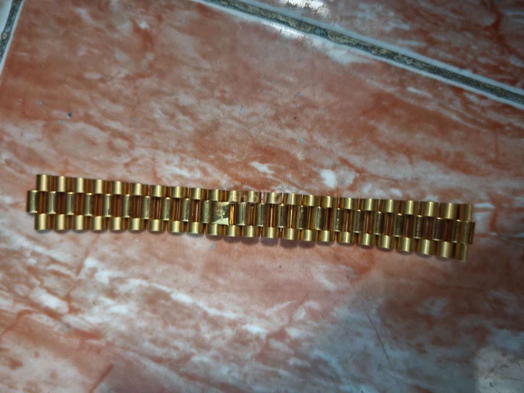 Dây đồng hồ Bulova kim loại Vàng. Mua bán Phụ kiện thời trang khác tại Quận Bắc Từ Liêm Hà Nội được đăng bởi trần văn Hà  hình 1