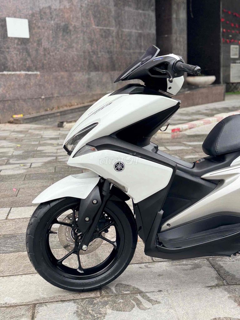 NVX 155 sơn máy zin 100% trắng 1 chủ 2018 chất. Mua bán Xe máy tại Quận Cầu Giấy Hà Nội được đăng bởi nguyễn bích thuỷ hình 13