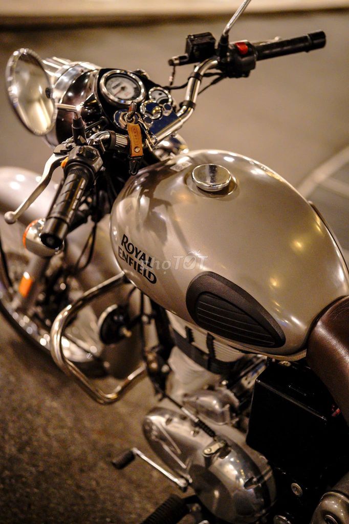 Royal Enfield Classic 500 abs. Mua bán Xe máy tại Quận Bình Thạnh Tp Hồ Chí Minh được đăng bởi Trương Bá Lưu hình 8