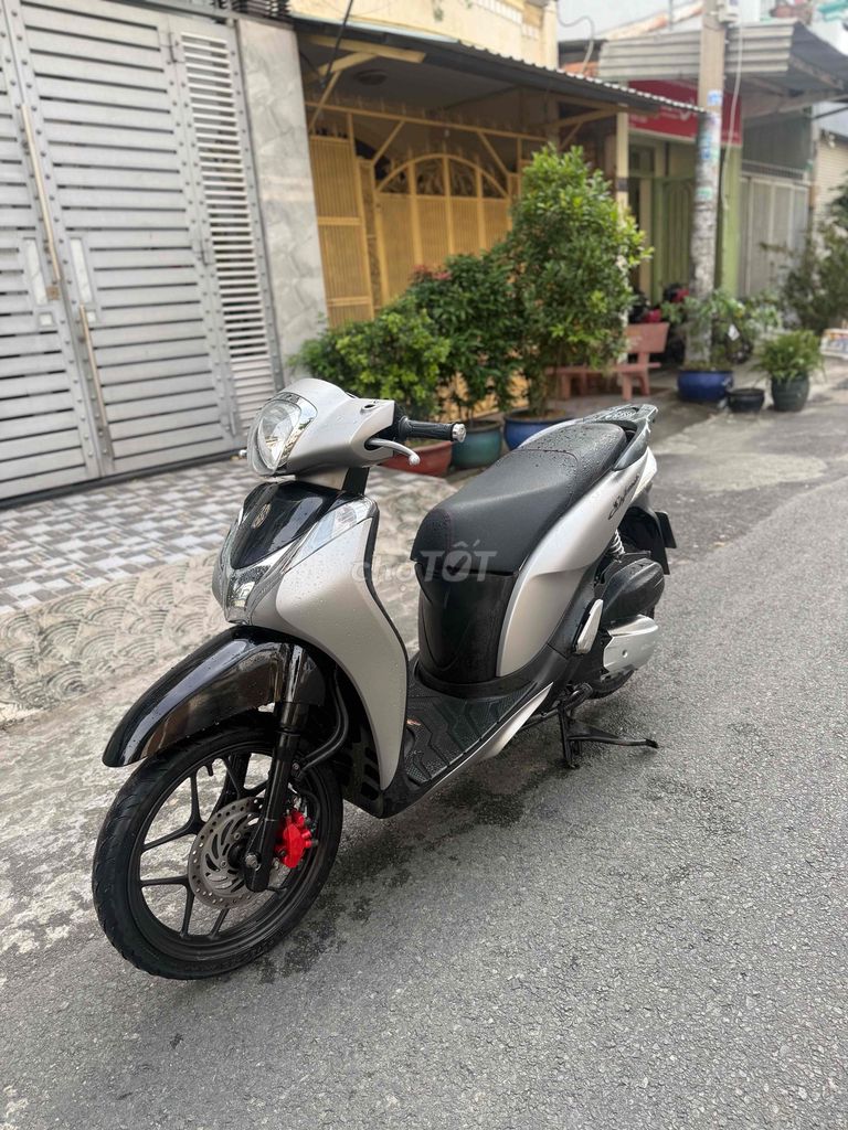 Sh mode 2018 xám nhám PBĐB. Mua bán Xe máy tại Quận Tân Phú Tp Hồ Chí Minh được đăng bởi Nguyễn Anh Duy hình 3