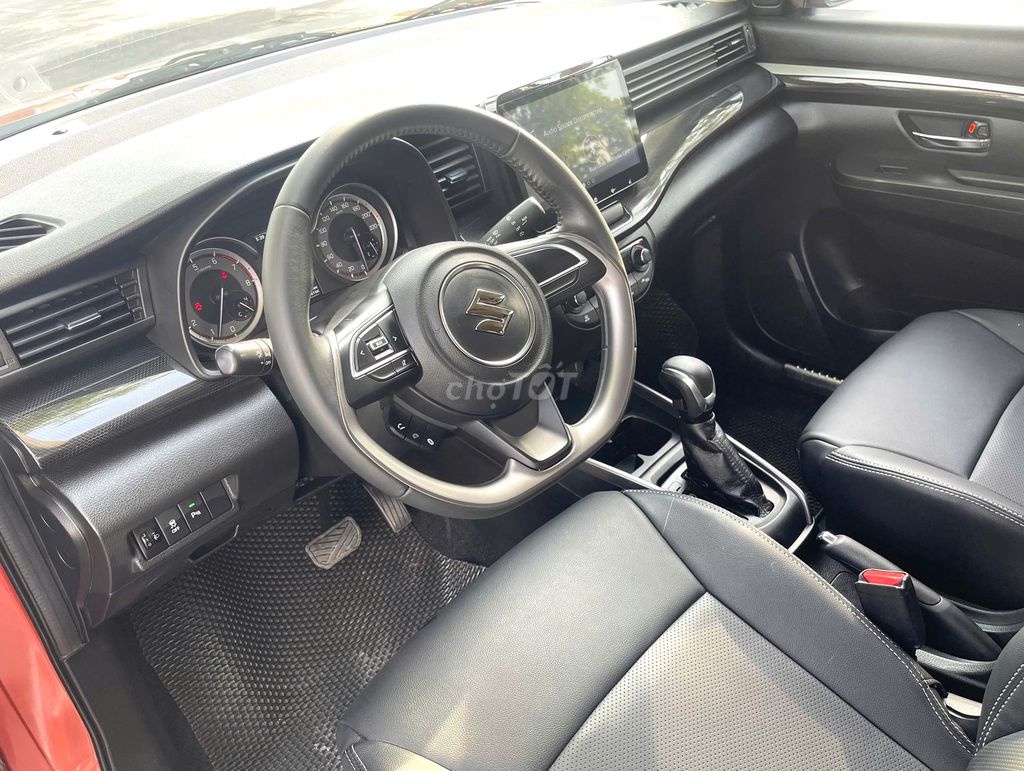 Suzuki XL7 sx 2021 màu cam. Mua bán Ô tô tại Quận Thanh Xuân Hà Nội được đăng bởi Thanh Biz Nguyễn Thái Auto hình 5