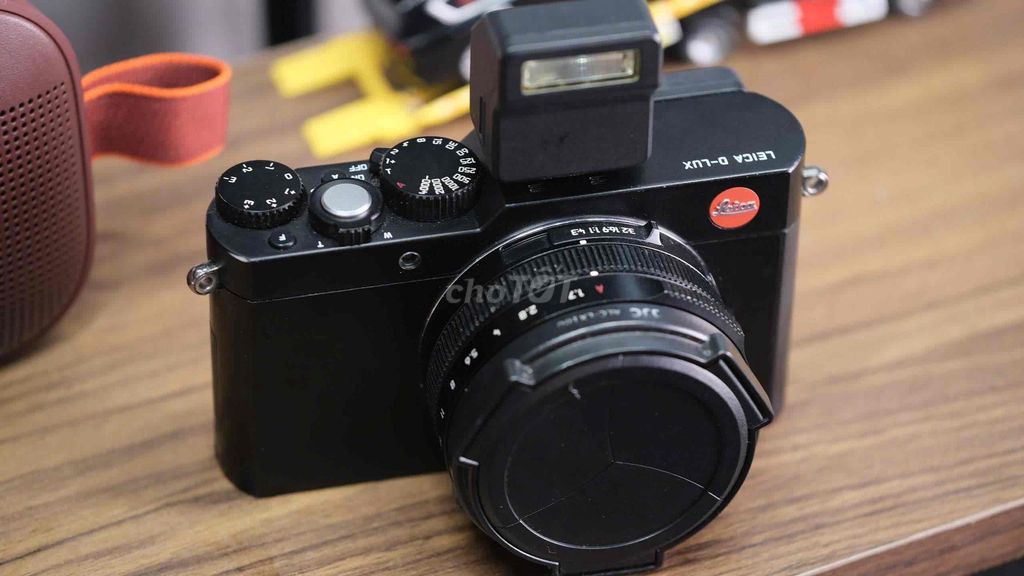 Leica Typ109 kèm Flash zin. Mua bán Máy ảnh, Máy quay tại Quận Bình Thạnh Tp Hồ Chí Minh được đăng bởi Le Dang Anh Tuan hình 1