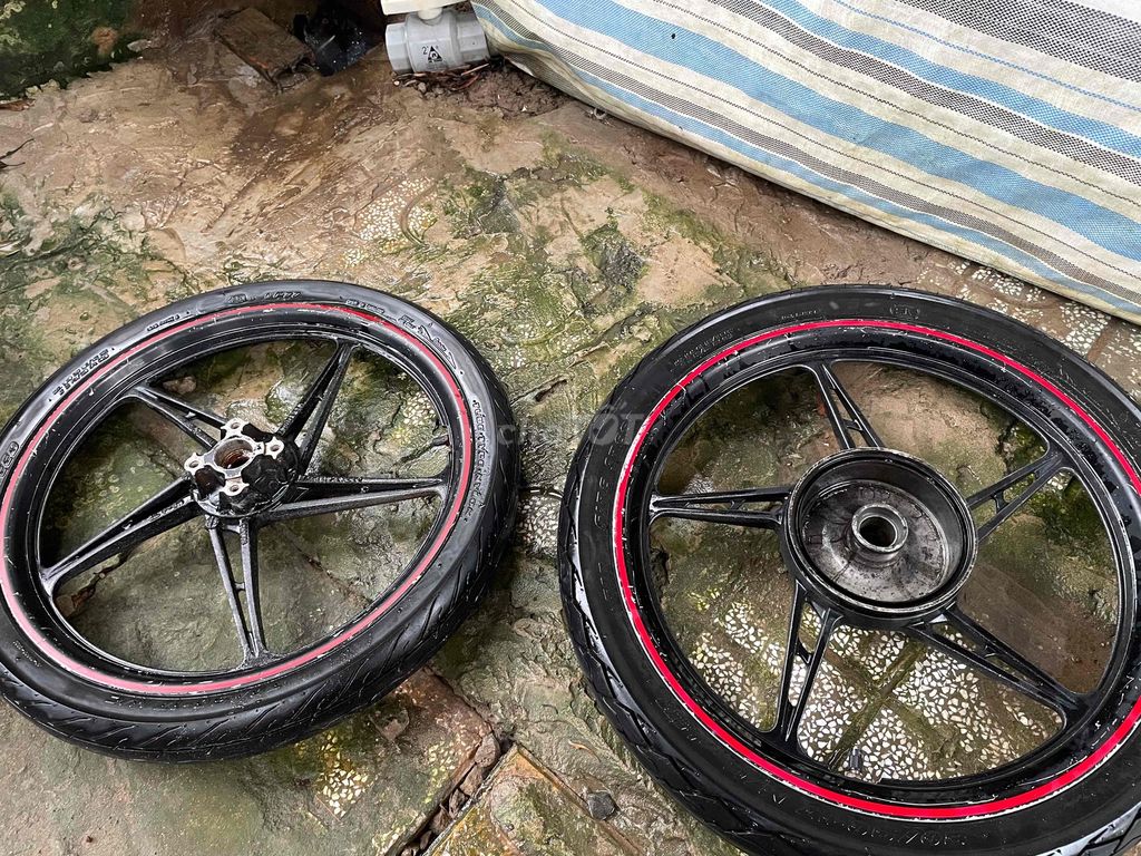 Mâm Xe Ex 2010 zin Như hình. Mua bán Phụ tùng xe tại Huyện Đức Hòa Long An được đăng bởi Minh T hình 5