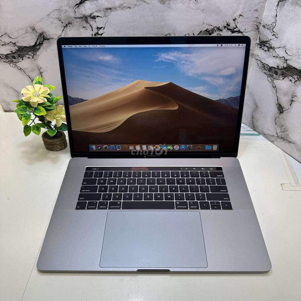 Macbook Pro 15inh retina 2018 i7 ram16Gb/SSD 512GB. Mua bán Laptop tại Quận Tân Phú Tp Hồ Chí Minh được đăng bởi MÁY ZIN CHUẨN GIAO TẬN NHÀ hình 1