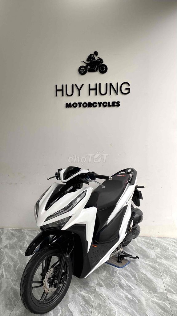 vario 150 trắng đen. Mua bán Xe máy tại Thành phố Biên Hòa Đồng Nai được đăng bởi Cửa Hàng Xe Máy Huy Hùng  hình 1