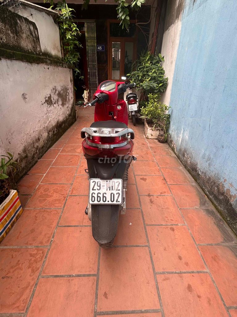 Bán chiếc SH điện. Mua bán Xe máy tại Quận Hoàng Mai Hà Nội được đăng bởi Vũ Hùng Vương hình 2