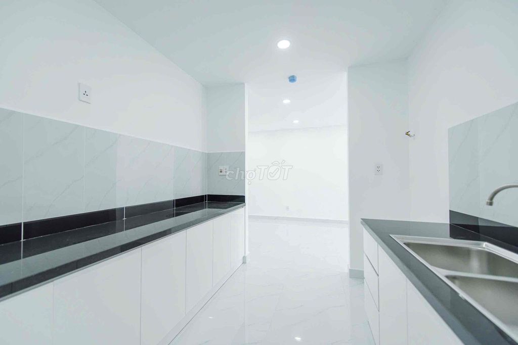 Аренда квартиры Conic Boulevard 84м² 2сп 2с/у, 10-й этаж вид на город