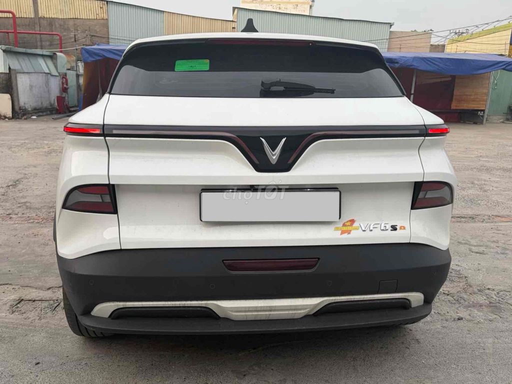 VinFast VF6 2024 S - 14000 km. Mua bán Ô tô tại Quận 12 Tp Hồ Chí Minh được đăng bởi Thanh Tú hình 4