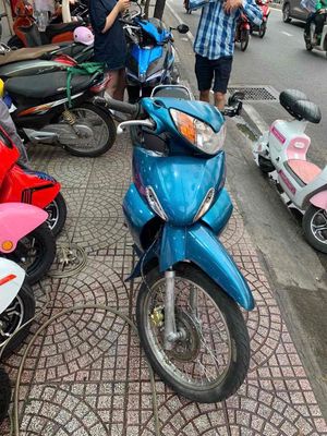 Honda Future 125 2000 máy êm ngon thanh lý. Mua bán Xe máy tại Quận 7 Tp Hồ Chí Minh được đăng bởi Dương Đạt