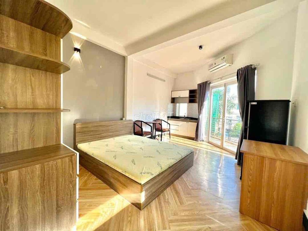 Квартира-студия 5 млн - Балкон - Рядом Cộng Hoà - Trường Chinh