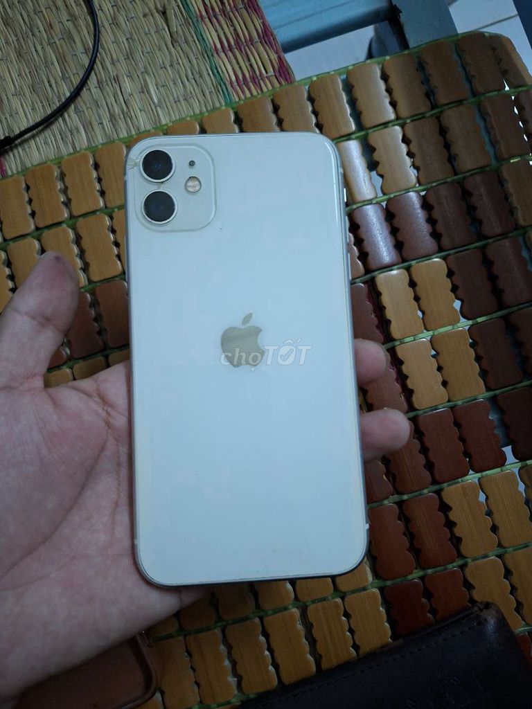 Apple iPhone 11 64GB Trắng. Mua bán Điện thoại tại Thành phố Biên Hòa Đồng Nai được đăng bởi minhcuong hình 1