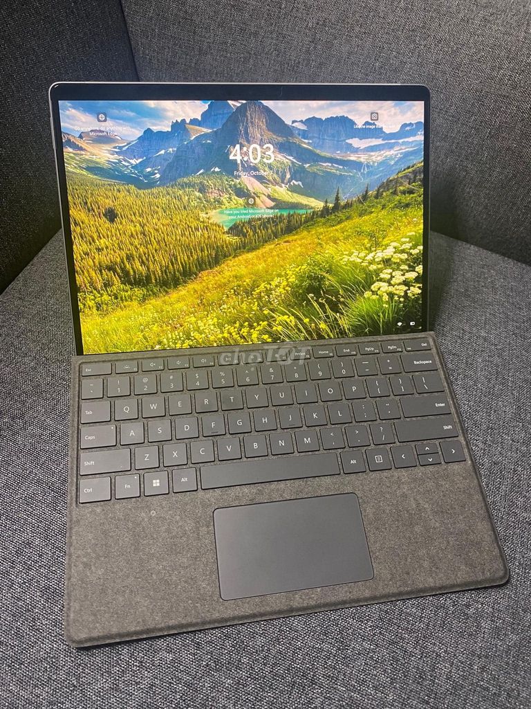 Surface Pro 8 i5 8GB/256GB Bạc và đen. Mua bán Laptop tại Quận Gò Vấp Tp Hồ Chí Minh được đăng bởi Linh Surface Bảo Bảo hình 1