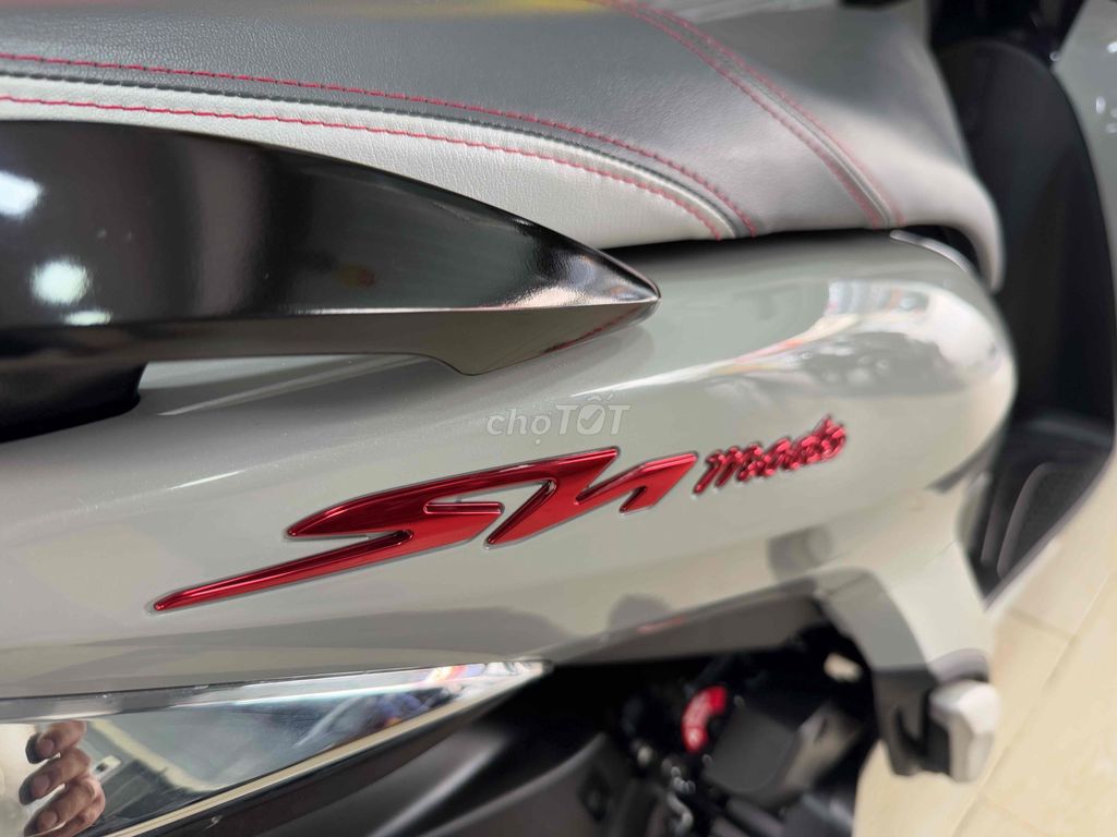 Honda SH Mode ABS 2025 серый цемент, 6 000 км