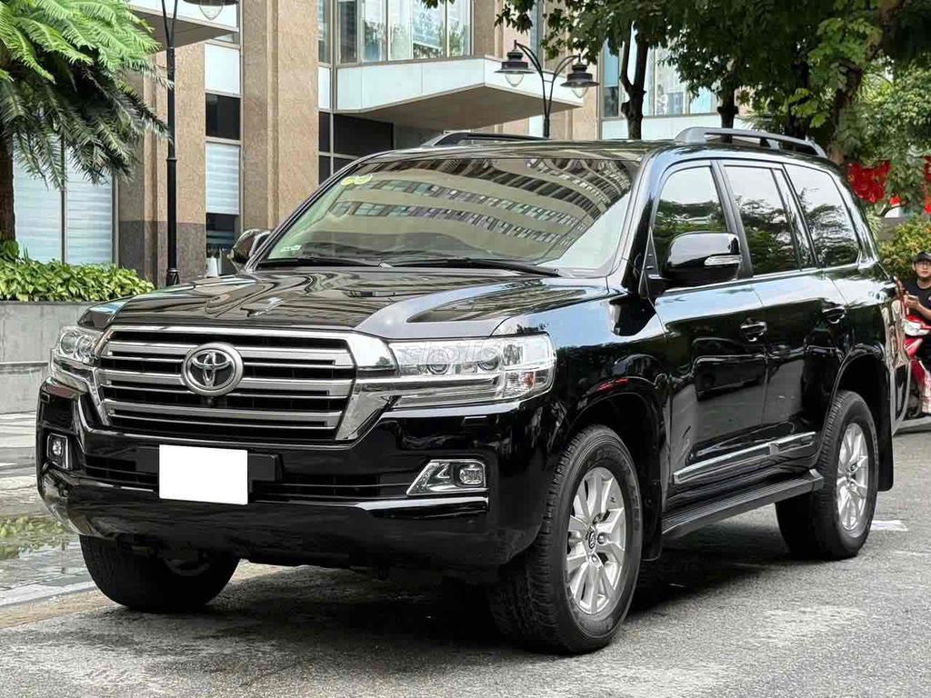 Toyota LandCruiser VX 4.6 V8 sx 2020 màu đen. Mua bán Ô tô tại Quận Cầu Giấy Hà Nội được đăng bởi Cao Quý hình 2