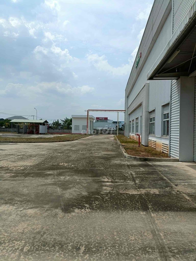 CHO THUÊ NHÀ XƯỞNG 10.000m2.   tại THUẬN AN