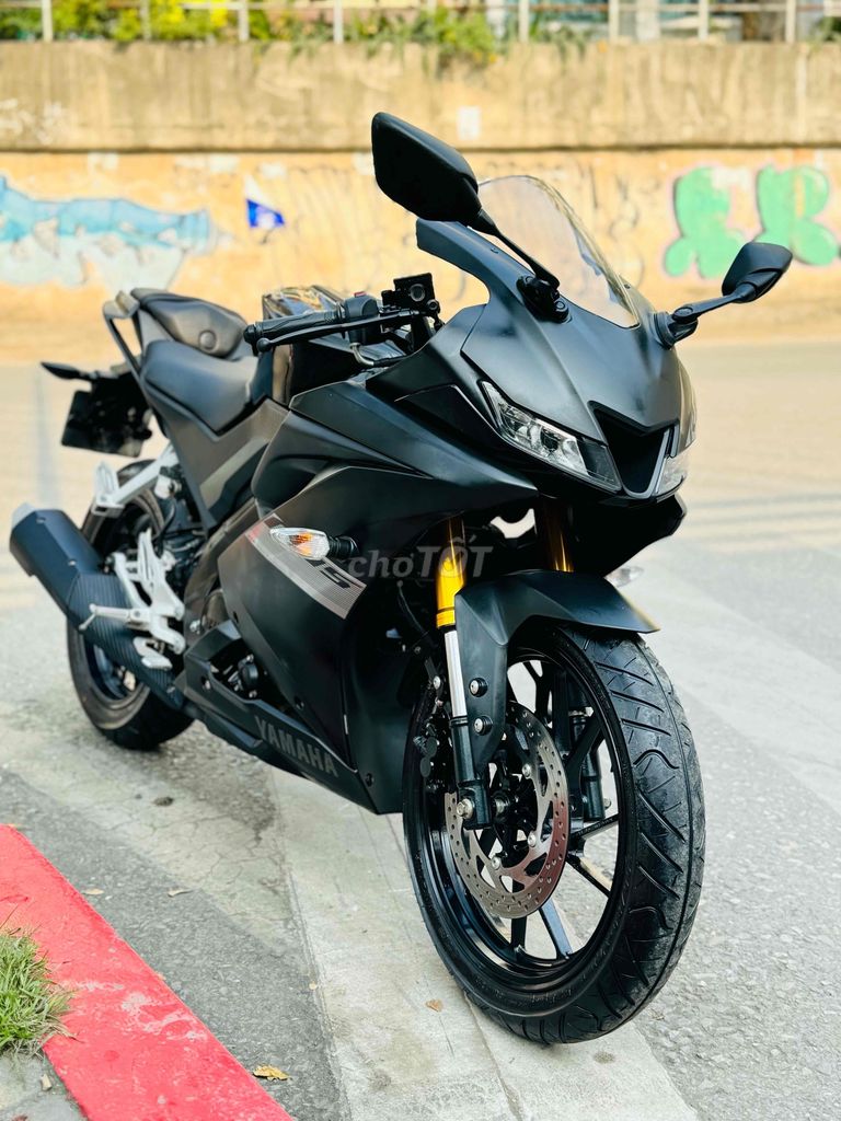 Yamaha R15 V3  2022  biển số 29 xe lướt mới đẹp. Mua bán Xe máy tại Quận Cầu Giấy Hà Nội được đăng bởi Tong motor xe may hình 3