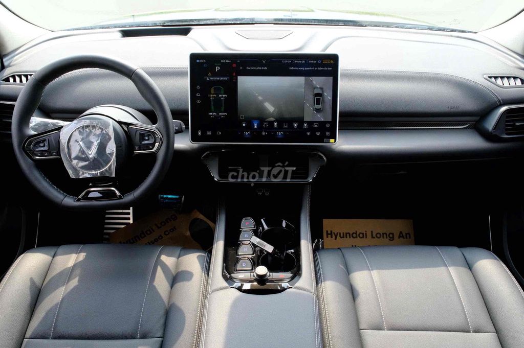 Xe điện Vinfast VF8 Eco 2024 Đen. Mua bán Ô tô tại Thành phố Thủ Đức Tp Hồ Chí Minh được đăng bởi Huỳnh Chí Thông hình 9