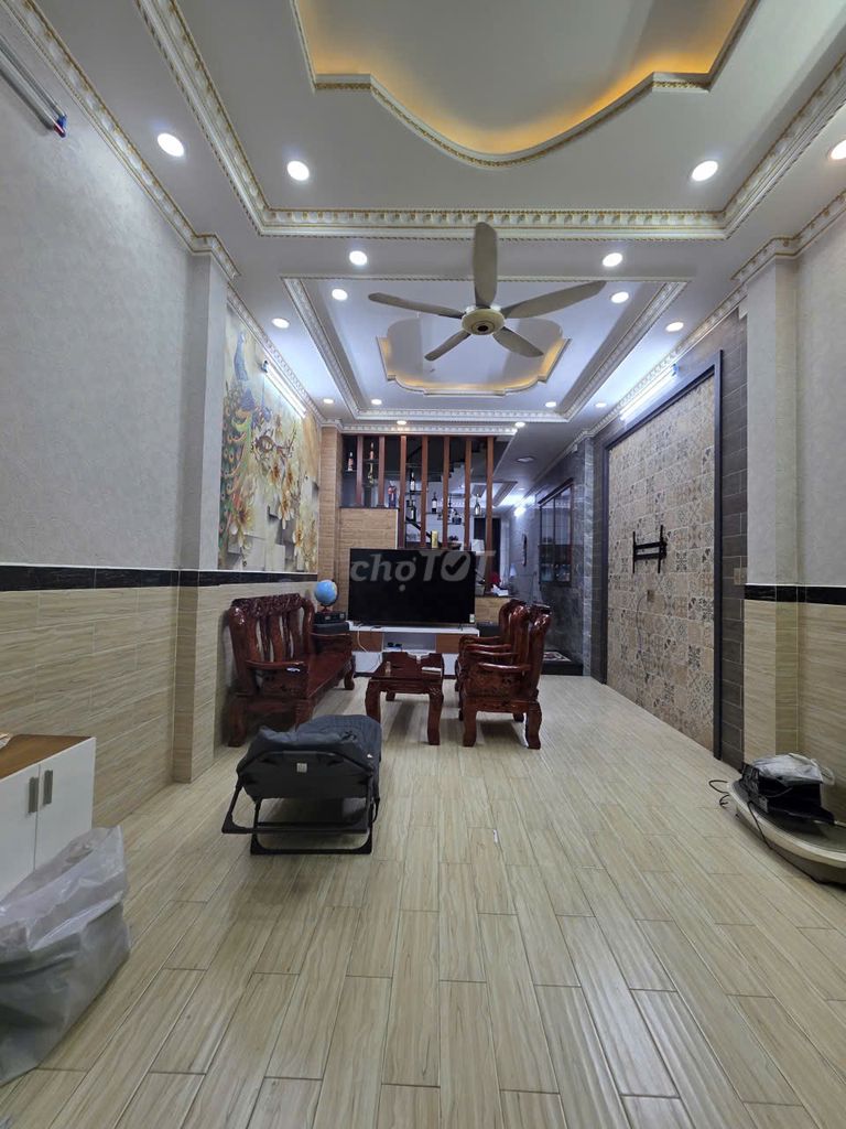 GẤP BÁN NHÀ 3 TẦNG - 88m2 - HXH - BÌNH TÂN