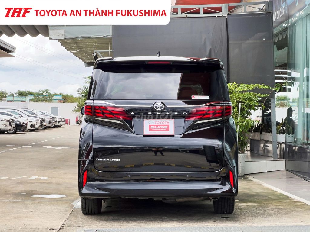Toyota Alphard 2.4 Turbo 2024 Черный 23 500 км