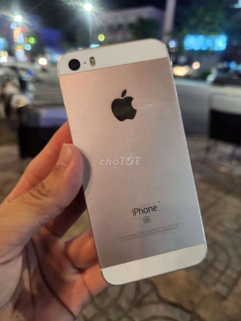 Apple iPhone SE 64GB Vàng hồng. Mua bán Điện thoại tại Thành phố Tây Ninh Tây Ninh được đăng bởi Diệt Thuốc TN hình 1