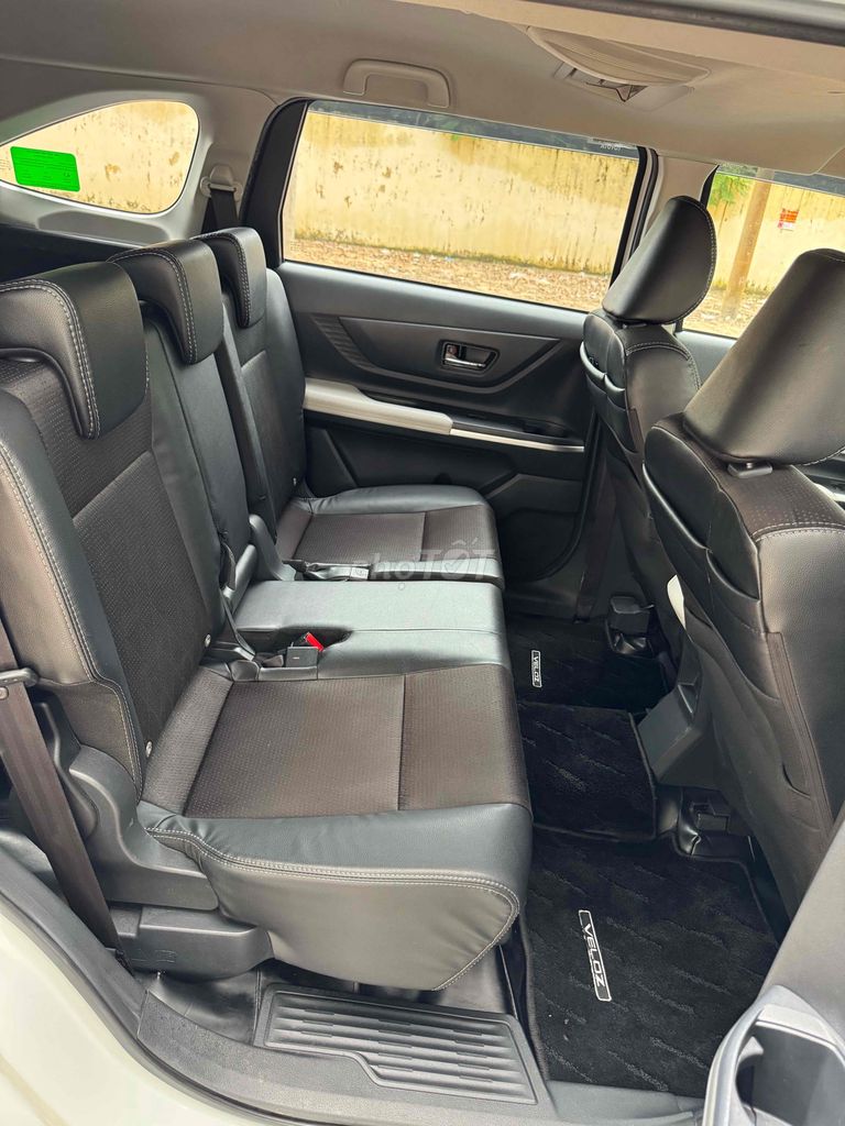 Toyota Veloz Cross 2022 CVT - (Xe Gia Đình 100%). Mua bán Ô tô tại Quận Ninh Kiều Cần Thơ được đăng bởi Lê Minh Trí hình 11