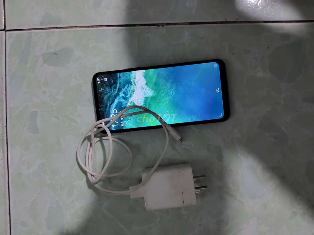 Vivo Y70s 256GB Xanh tím. Mua bán Điện thoại tại Thành phố Thuận An Bình Dương được đăng bởi trường hợp  hình 1