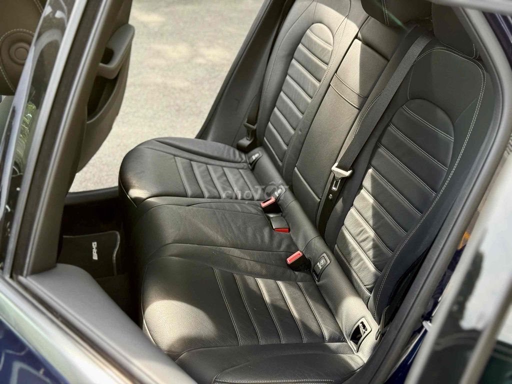 Mercedes Benz GLC 2021 300 4MATIC - 60000 km. Mua bán Ô tô tại Quận Tân Phú Tp Hồ Chí Minh được đăng bởi Thế Anh hình 16