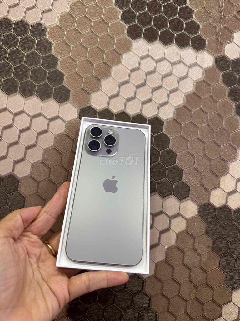 iphone15promax 1tbnatural qtế mỹ pin86 zin áp suất. Mua bán Điện thoại tại Quận 3 Tp Hồ Chí Minh được đăng bởi Nam Á Mobile hình 1