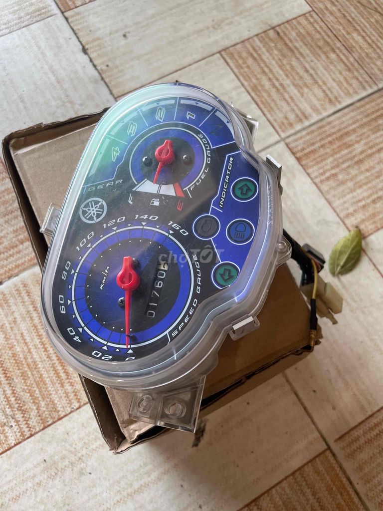 lên đồng hồ điện tử, dư đồng hồ cơ zin theo xe. Mua bán Phụ tùng xe tại Quận Bình Thuỷ Cần Thơ được đăng bởi huy hoàng hình 2