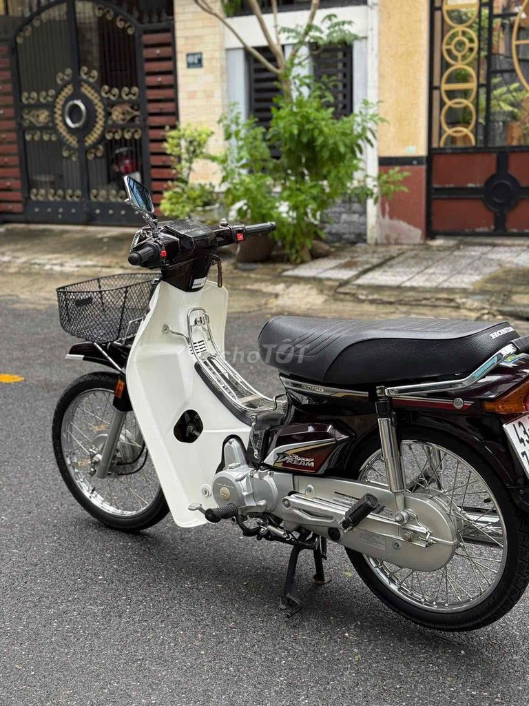 Siêu phẩm Honda Super Dreams cho dân chơi đam mê. Mua bán Xe máy tại Quận Hải Châu Đà Nẵng được đăng bởi Phước Đ N hình 1