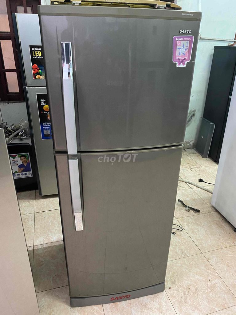 tủ lạnh Sanyo 250L máy zin lạnh nhanh tk điện cóBH