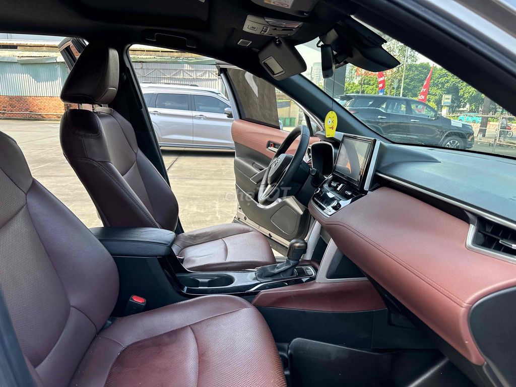 Toyota Corolla Cross 2021 1.8V - 5c tự động HÃNG. Mua bán Ô tô tại Quận Bình Thạnh Tp Hồ Chí Minh được đăng bởi phuongneo hình 7