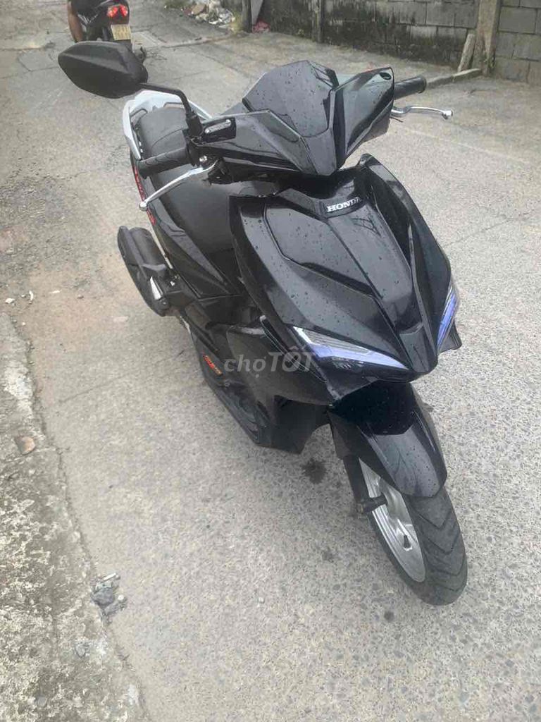 Honda AirBlade 125FI chính chủ 2017 BSTP. Mua bán Xe máy tại Thành phố Thủ Đức Tp Hồ Chí Minh được đăng bởi MAI  hình 2