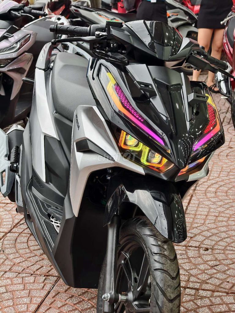 Cần bán gấp Vario 125cc