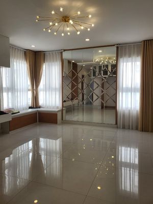 Bán căn 3 phòng ngủ có nội thất đầy đủ, nhà mới chưa ở