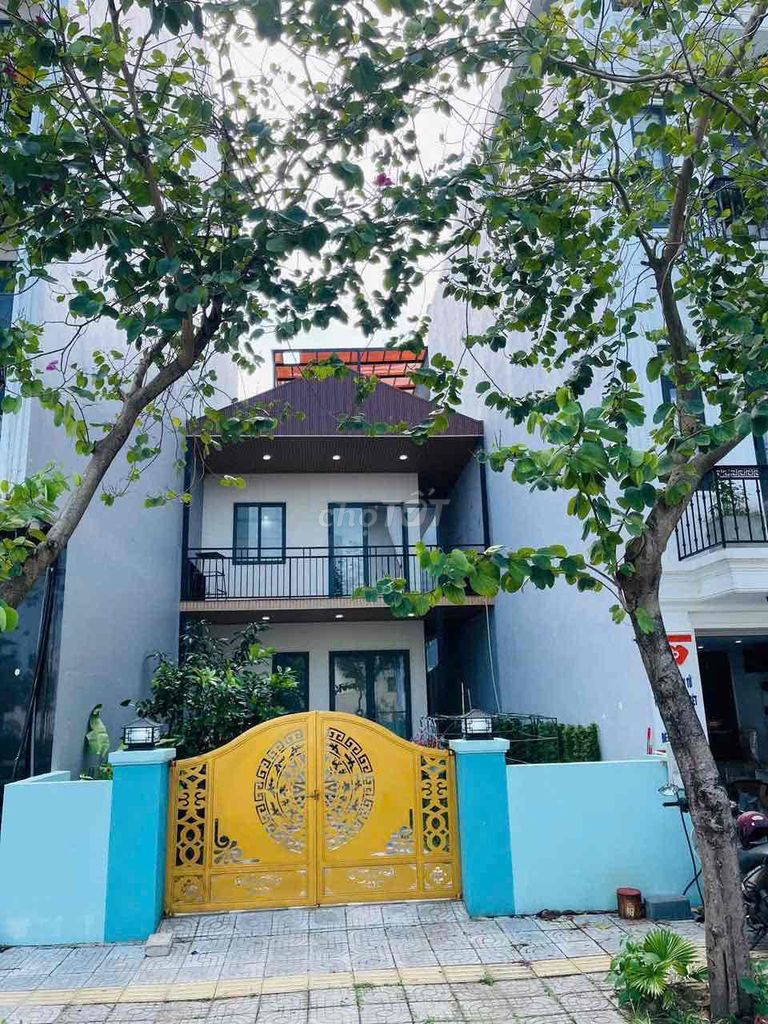 Rent · 2 bd · 100 м² · Quận Ngũ Hành Sơn, ул. Khu FPT