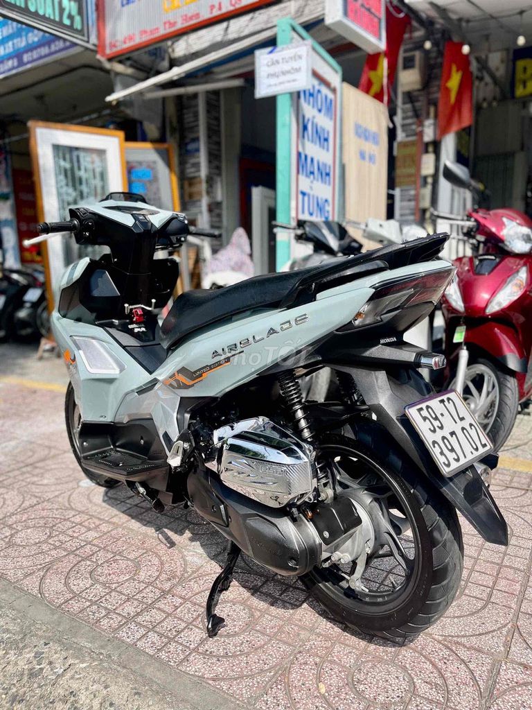 ❤️Honda AirBlade 150 Abs, 2020 BSTP 9Chủ, GÓP. Mua bán Xe máy tại Quận 8 Tp Hồ Chí Minh được đăng bởi Tấn Đạt hình 5