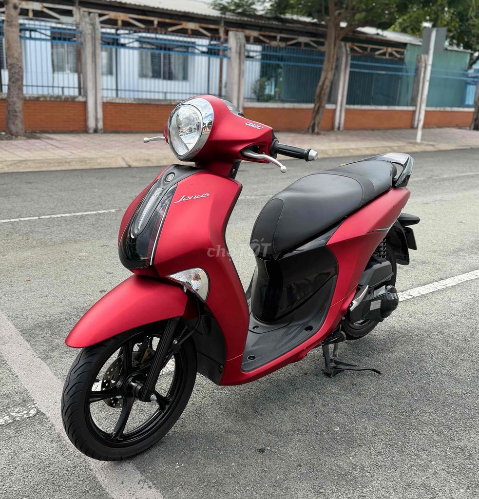 Yamaha Janus 2023 khoá smk
