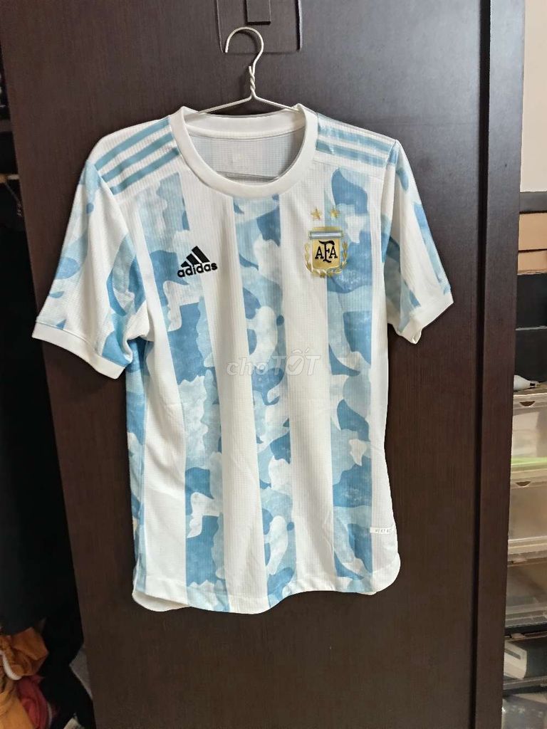 Áo bóng đá Adidas Argentina Nam size S. Mua bán Quần áo tại Quận Hoàng Mai Hà Nội được đăng bởi Duc Anh Moblie hình 1