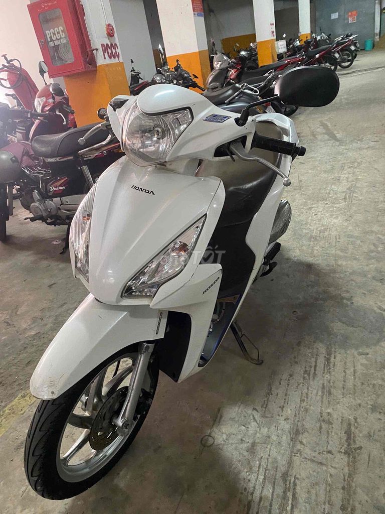Honda Vision 2017 Белый